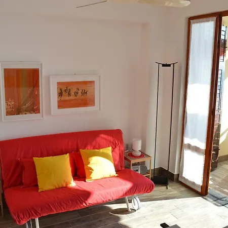 House Esperia By Holiday World Apartman Moneglia